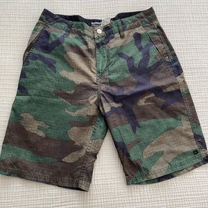 Quicksilver Men’s Sz30 Board Shorts